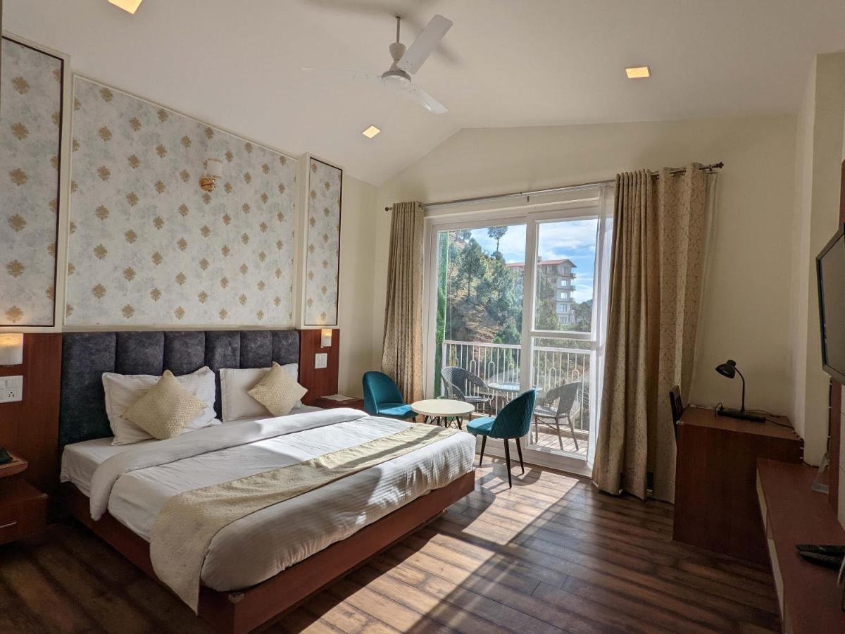 Hotel Le Halcyon , Kasauli Solan Exterior photo