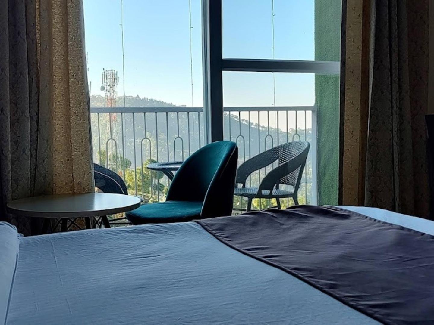 Hotel Le Halcyon , Kasauli Solan Exterior photo