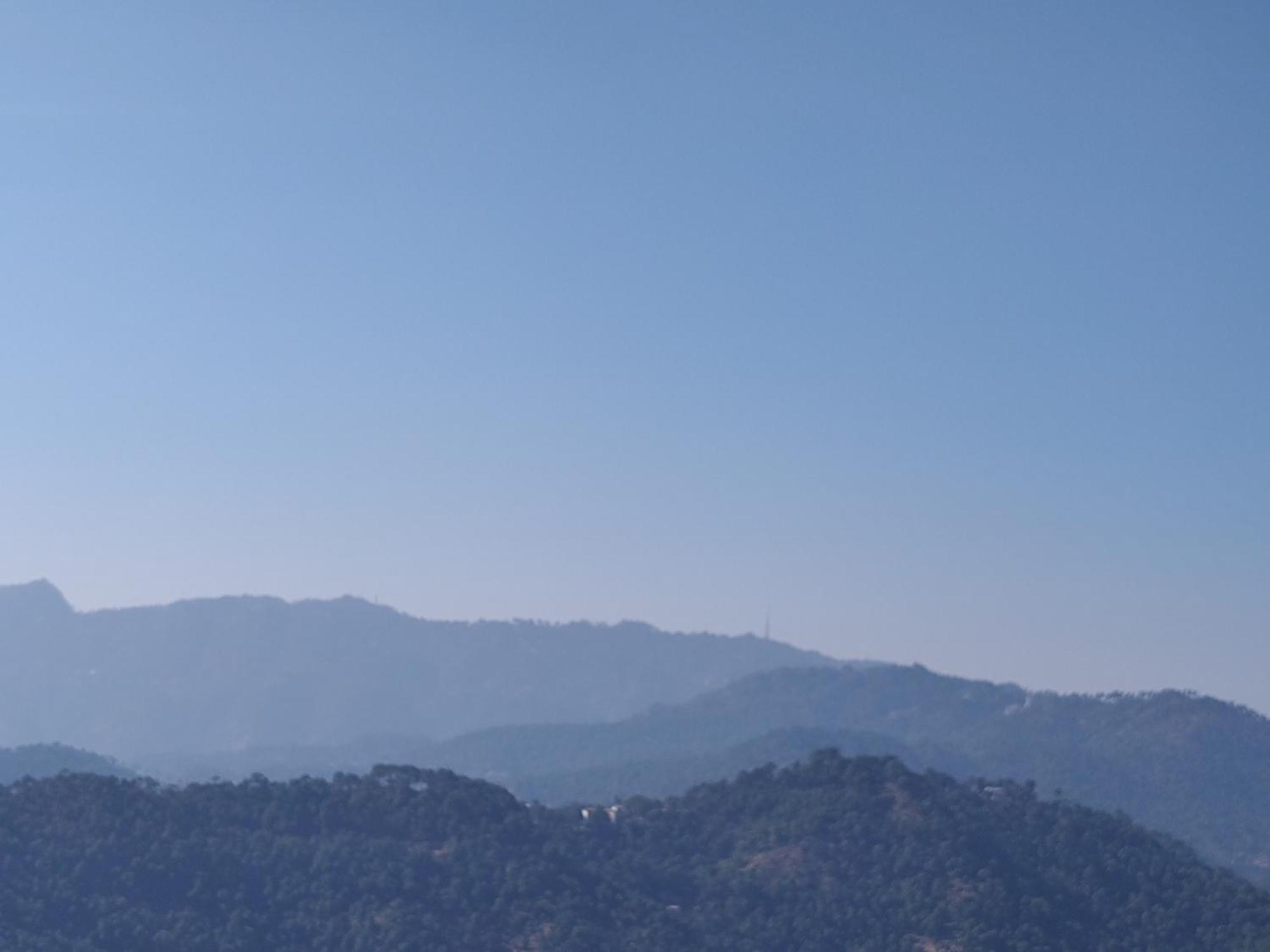 Hotel Le Halcyon , Kasauli Solan Exterior photo