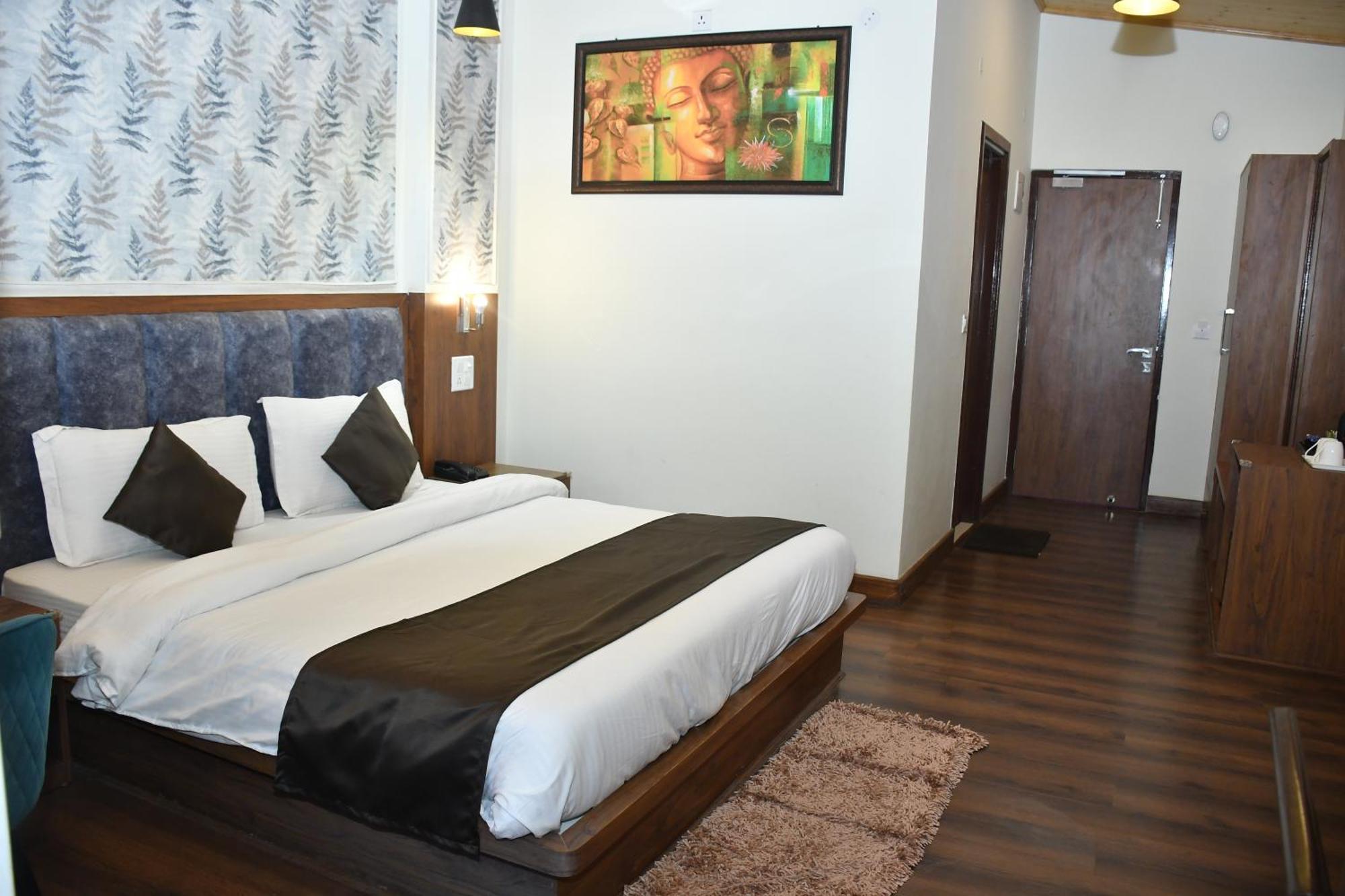 Hotel Le Halcyon , Kasauli Solan Exterior photo